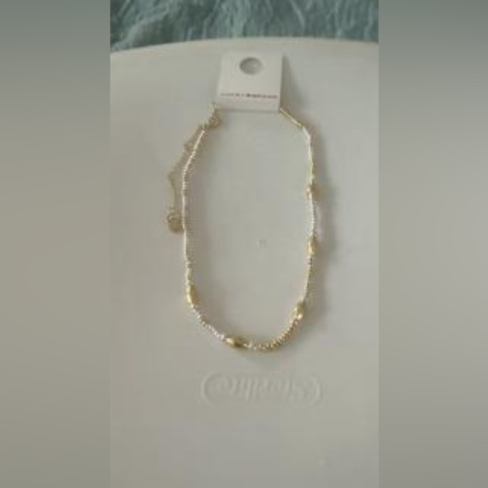 Elegant Gold and Silver Women's Necklace